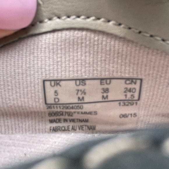 Clarks Collection Soft Cushion Strap Mary Jane Shoes - Picture 5 of 8